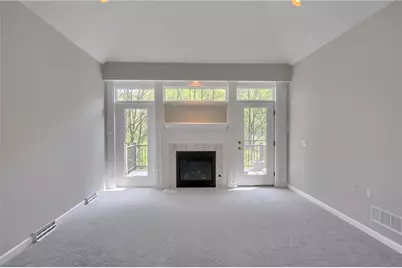 828 Village Dr, Pittsburgh, PA 15237 - Photo 16