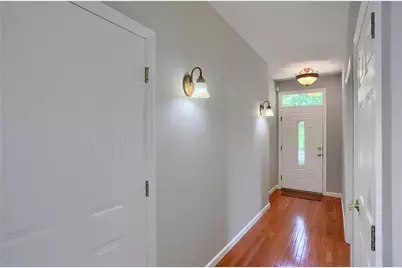 828 Village Dr, Pittsburgh, PA 15237 - Photo 12