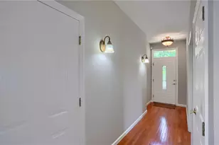 828 Village Dr, Pittsburgh, PA 15237 - Photo 12