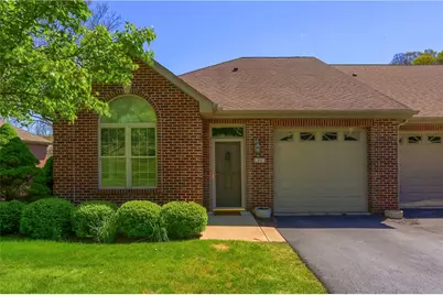 828 Village Dr, Pittsburgh, PA 15237 - Photo 2