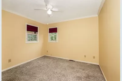 130 Woodridge Ct, White Township, PA 15701 - Photo 18
