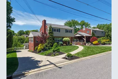 226 Coleen Dr, Pittsburgh, PA 15236 - Photo 2
