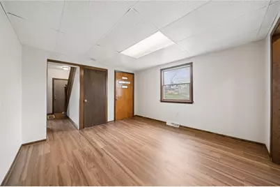 504 Fair Oaks St, McKees Rocks, PA 15136 - Photo 6