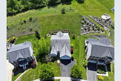 252 Estates Dr, Richland, PA 15044 - Photo 4