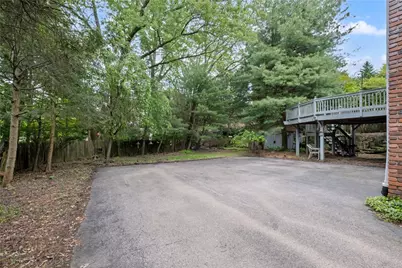 1942 Overland Ct, Pittsburgh, PA 15101 - Photo 28