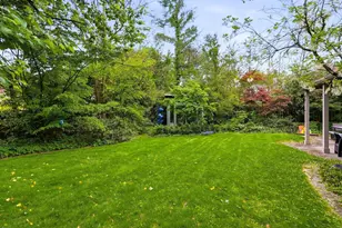 1093 Lyndhurst Dr, Pittsburgh, PA 15206 - Photo 44