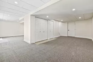 1045 Redoak Dr, Penn Twp, PA 15636 - Photo 28