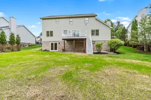 1045 Redoak Dr, Penn Twp, PA 15636 - Photo 34