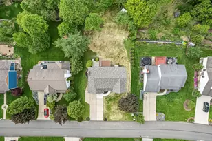 1045 Redoak Dr, Penn Twp, PA 15636 - Photo 28