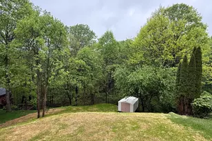 1045 Redoak Dr, Penn Twp, PA 15636 - Photo 30