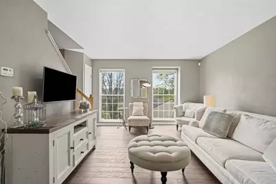 1002 Pinoak Ct, Chalfant Boro, PA 15112 - Photo 2