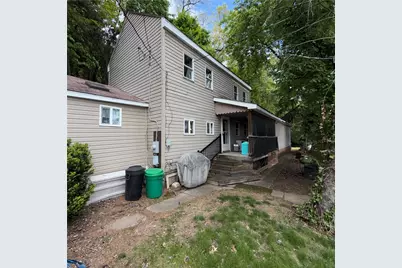 977 Sharon Rd, Beaver, PA 15009 - Photo 1