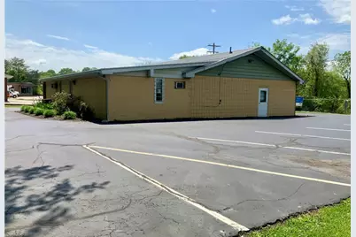 770 Locust Avenue, South Strabane, PA 15301 - Photo 4