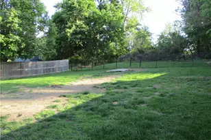 293 Hillcrest Dr, California, PA 15419 - Photo 28