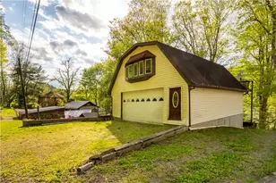 750 Lake Side Rd, Addison Township, PA 15411 - Photo 16
