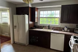 1429 Lattidome Dr, Pittsburgh, PA 15241 - Photo 8