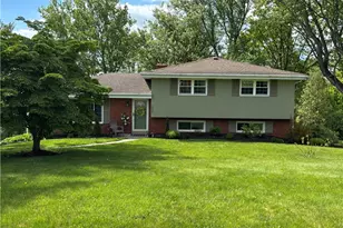 1429 Lattidome Dr, Pittsburgh, PA 15241 - Photo 1