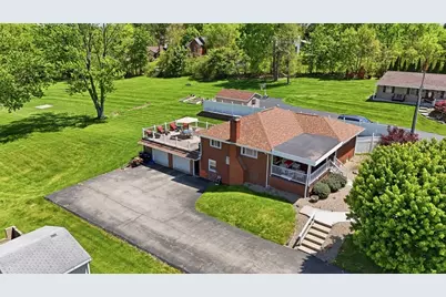 3528 Brodhead Rd, Center Township, PA 15061 - Photo 6
