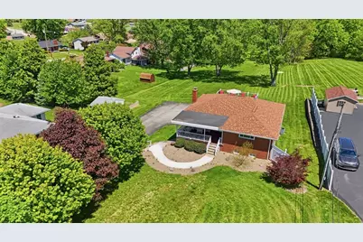 3528 Brodhead Rd, Center Township, PA 15061 - Photo 4