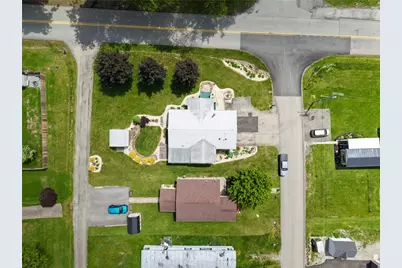 2135 1st St, Connellsville, PA 15425 - Photo 6