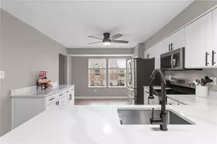 1141 Arrowhead Dr, South Strabane, PA 15301 - Photo 8