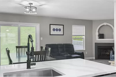 1141 Arrowhead Dr, South Strabane, PA 15301 - Photo 10