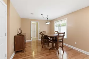 1 Suburban Ave, Collier Township, PA 15106 - Photo 10