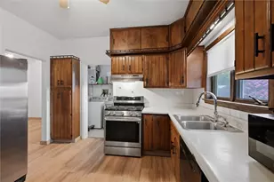 180 Franklin Ave, Vandergrift, PA 15690 - Photo 16