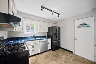4360 Stanton Ave, Pittsburgh, PA 15201 - Photo 18