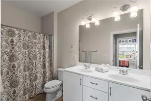 132 Olivia Ave, Adams Township, PA 16046 - Photo 24