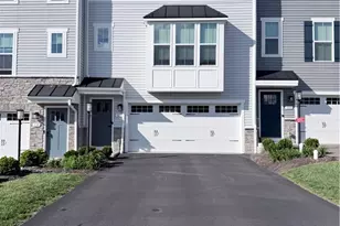 120 Crown St, McKees Rocks, PA 15136 - Photo 2