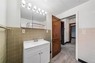 620 Broadway Ave, Stowe Township, PA 15136 - Photo 12