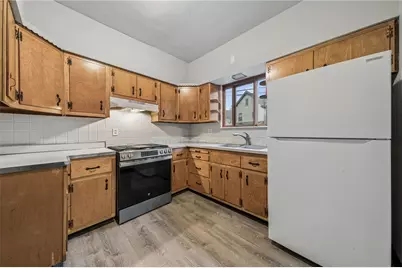 620 Broadway Ave, Stowe Township, PA 15136 - Photo 4