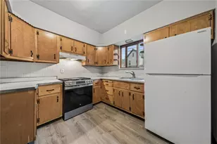 620 Broadway Ave, Stowe Township, PA 15136 - Photo 4