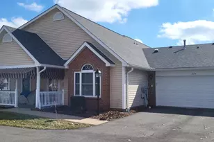 225 Rose Cir, Richland, PA 15044 - Photo 2