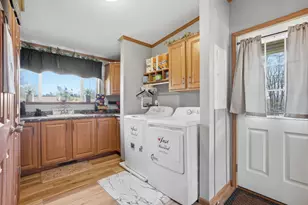 508 Reed Ln, Center Township, PA 16001 - Photo 28