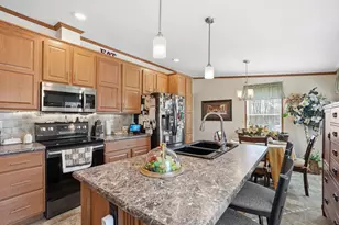 508 Reed Ln, Center Township, PA 16001 - Photo 16