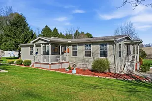 508 Reed Ln, Center Township, PA 16001 - Photo 2