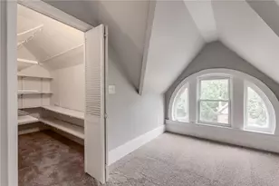 213 W Burgess St, Pittsburgh, PA 15214 - Photo 40