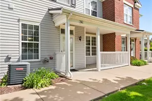 506 Sonie Dr, Ohio Township, PA 15143 - Photo 2