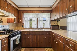 466 Walker Dr, Center Township-Homer City, PA 15701 - Photo 16