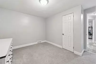 5667 Janet Dr, Bethel Park, PA 15236 - Photo 14