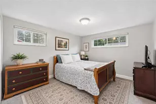 5667 Janet Dr, Bethel Park, PA 15236 - Photo 12
