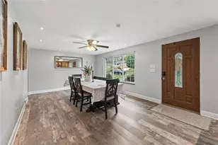 5667 Janet Dr, Bethel Park, PA 15236 - Photo 8