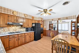 2000 School St, Jefferson Hills, PA 15025 - Photo 14