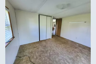 501 Wallage Ave, Bessemer, PA 16112 - Photo 14