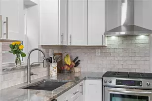 6373 Ebdy St, Pittsburgh, PA 15217 - Photo 16