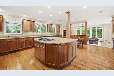 39 Windsor Road, Pittsburgh, PA 15215 - Photo 4