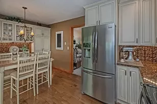 638 Knoll Ln, Upper Burrell, PA 15613 - Photo 8