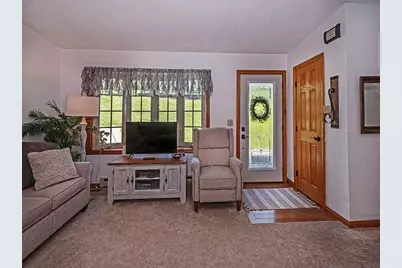 638 Knoll Lane, Upper Burrell, PA 15613 - Photo 10